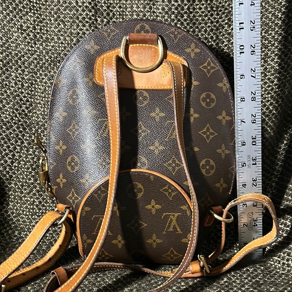 Authentic Louis Vuitton Ellipse Backpack - Picture 15 of 15